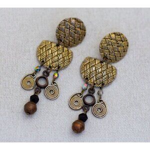Vintage Gold Tone Victorian  Unique Stylized Dangle Earrings - N1